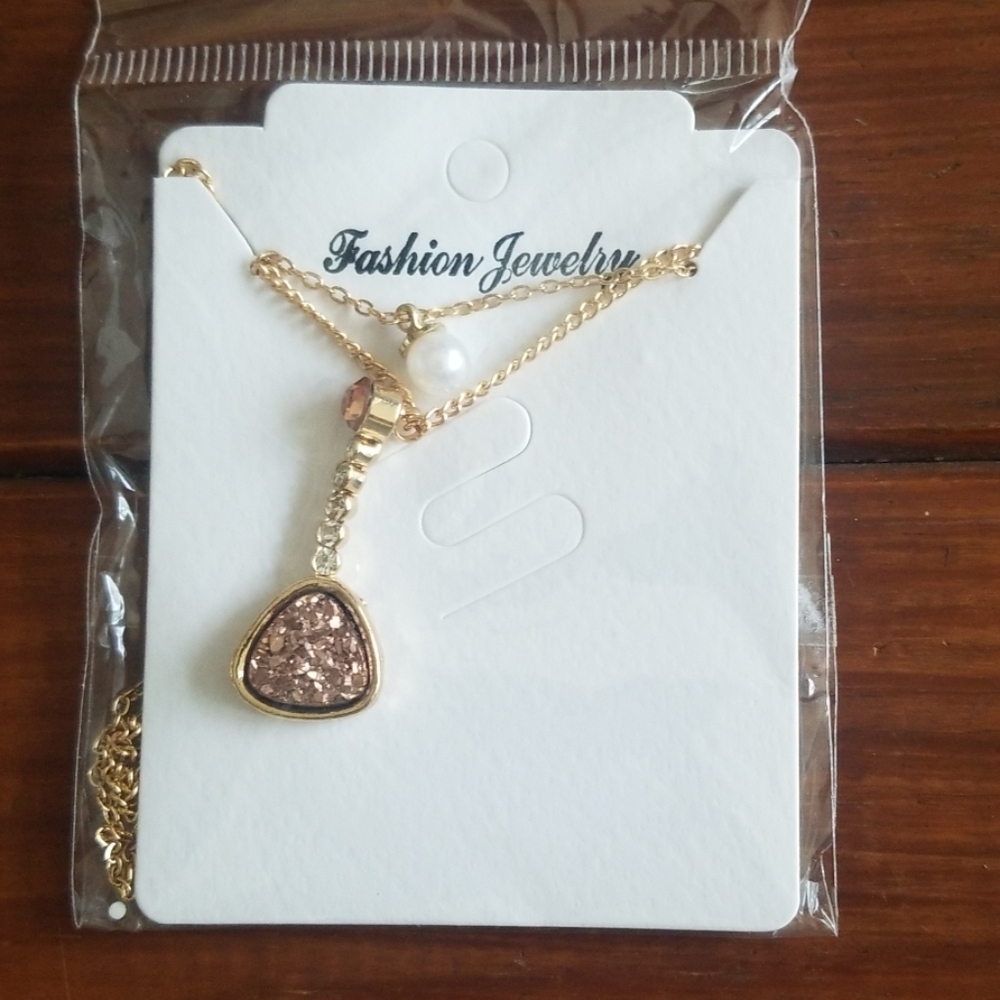 LAST 1! Rose gold layered druzy necklace - Picture 3 of 3